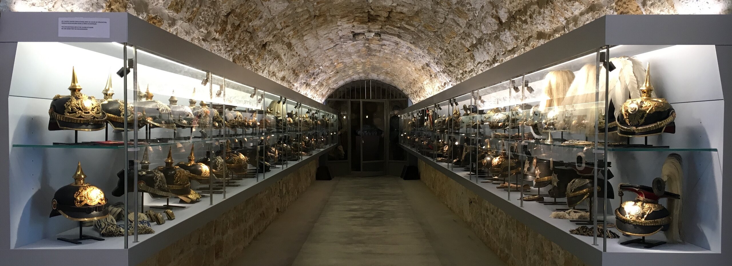 Wandvitrinen und LED-Beleuchtung, Museum Fort de la Pompelle